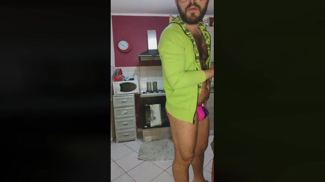 2horny2gay  21-03-2022